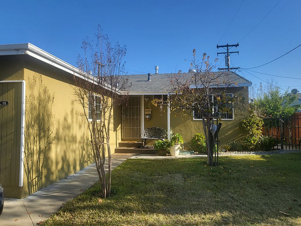 2nd image of 111 Cottonwood St