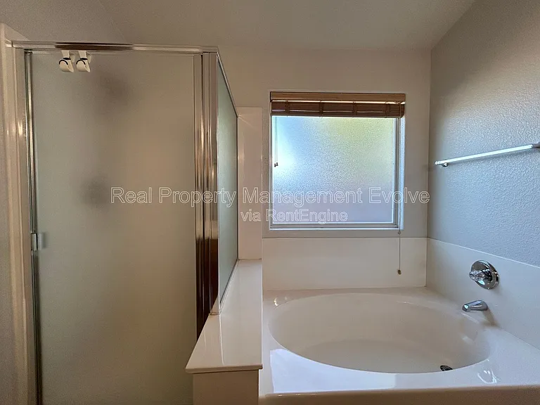 16036 N 11th Ave #1019 — Photo 23