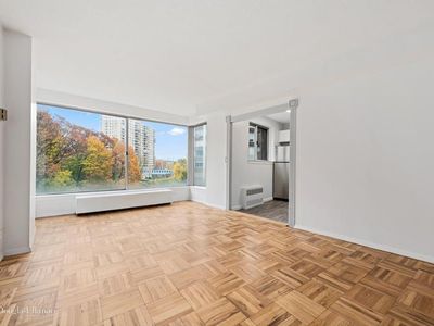 4455 Douglas Ave APT 10M, Bronx, NY, 10471