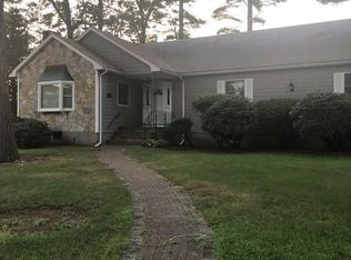 3 Todd Ln, Lynnfield, MA 01940