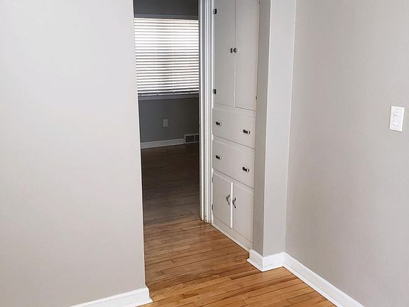 5th image of 325 22nd St S #325