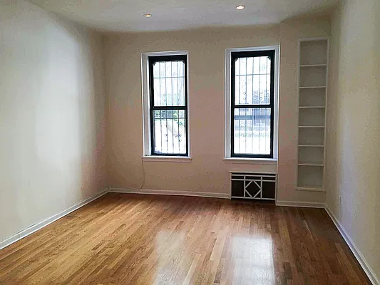 Rented by Francine Realty | media 14