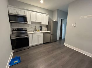 1428 S 5th St #2F, Philadelphia, PA 19147