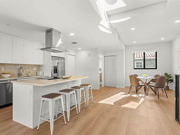 3rd image of 1376 SW 4th St #3