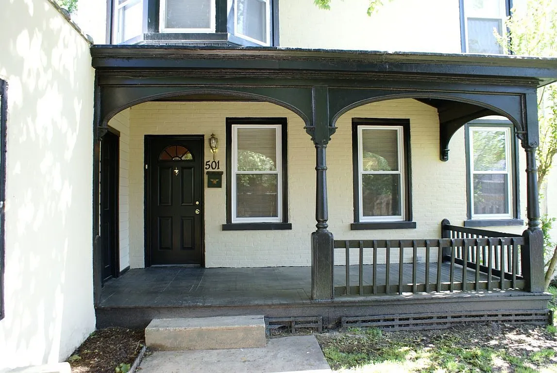 501 Kohn St photo 1