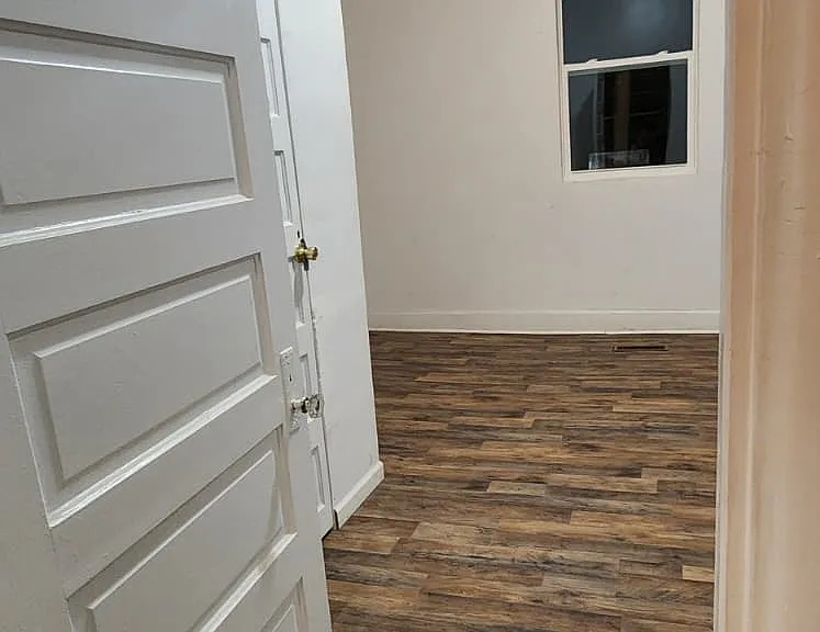2908 S Battery St — Photo 6