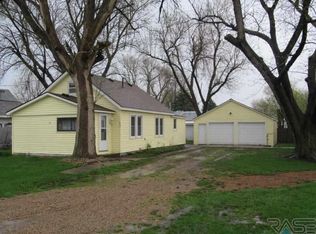 318 S Steen St, Steen, MN 56173