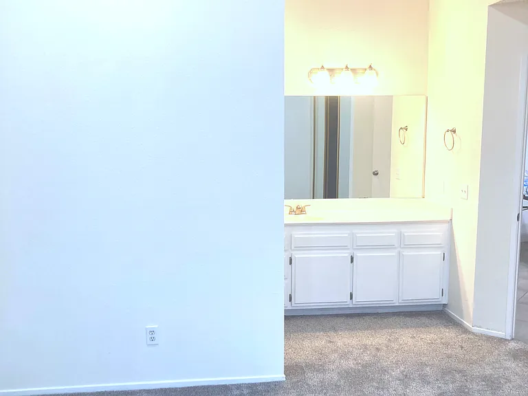 700 S Beach Blvd — Photo 7