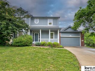6732 N 104th St, Omaha, NE 68122