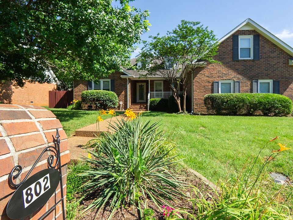 1st image of 802 Judson Close