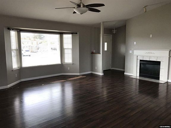 3rd image of 1032 Greenwing Dr