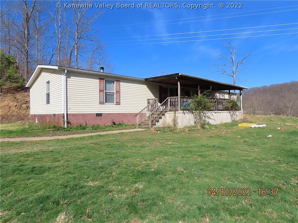 3262 Leatherwood Rd, Clendenin, WV 25045 Zillow
