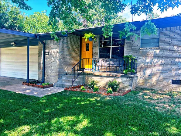 129 S 166th East Ave, Tulsa, OK 74108