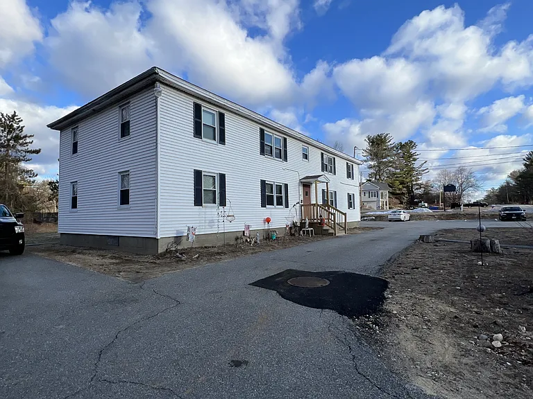 100 Route 125 — Photo 12
