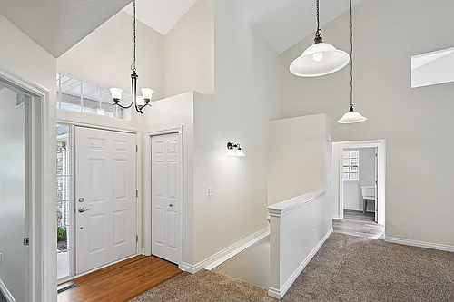Mallard Pond Apartments & Condos Photo 1