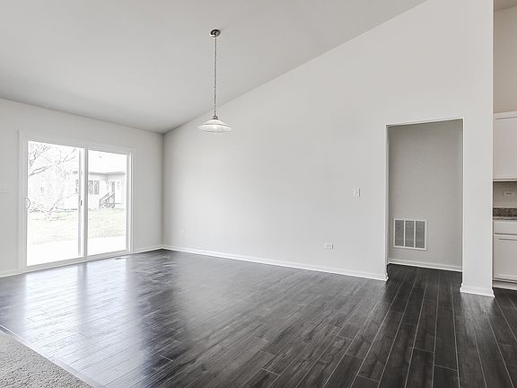 Dining area off kitchen