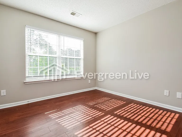 1254 Brookstone Rd — Photo 10