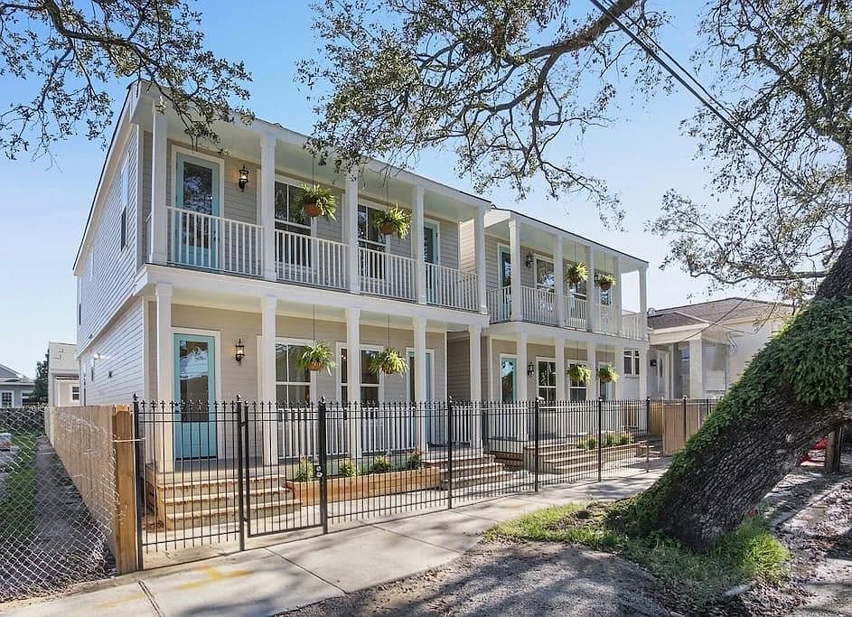1st image of 2215 Louisiana Ave #2215