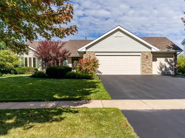 6852 Butterfield Dr, Cherry Valley, IL 61016