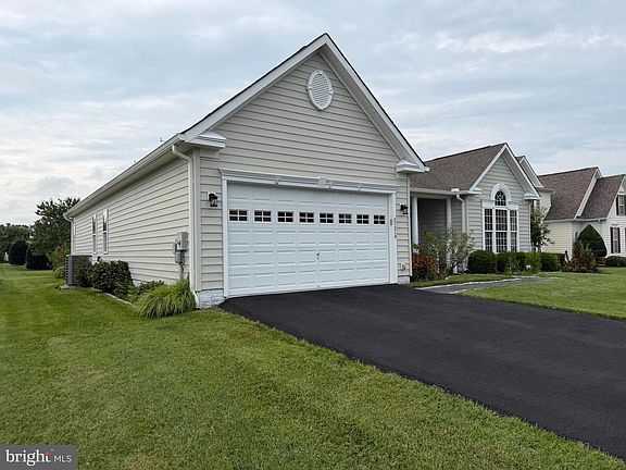 4th image of 37219 Lord Baltimore Ln