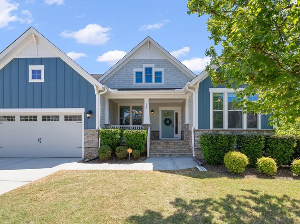 267 Meadowmist Dr, Garner, NC 27529