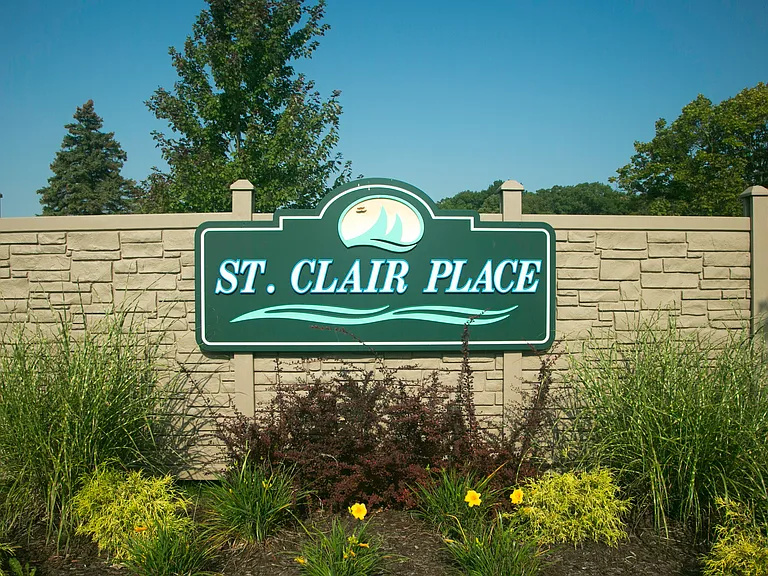 St. Clair Place — Photo 4
