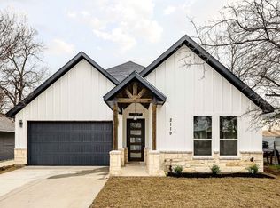 2119 Columbus Ave, Fort Worth, TX 76164