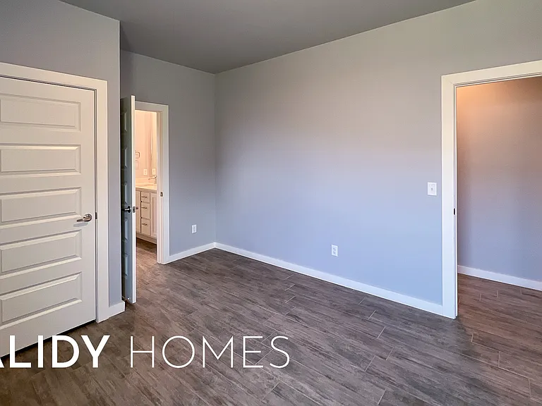 17611 Natalie Ct — Photo 28