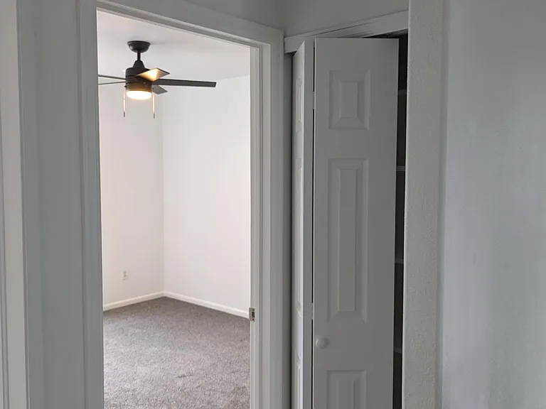 9464 W Hinsdale Pl — Photo 30