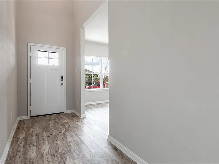 2718 Bridekirk Dr — Photo 9