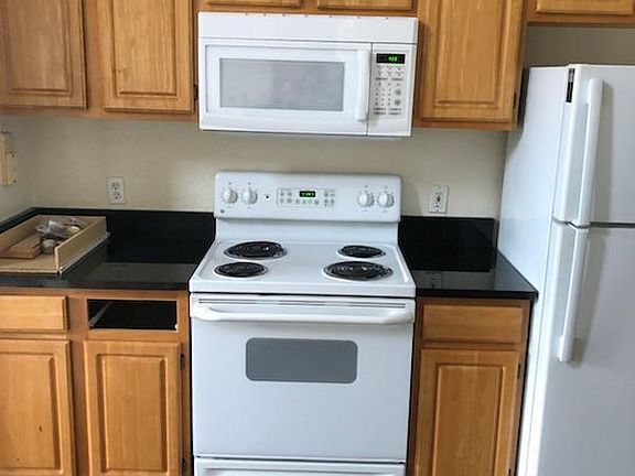 3rd image of 6071 Westgate Dr APT 322