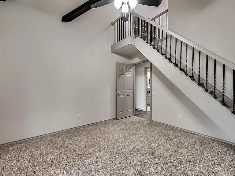 3403 County Road 1157 — Photo 10