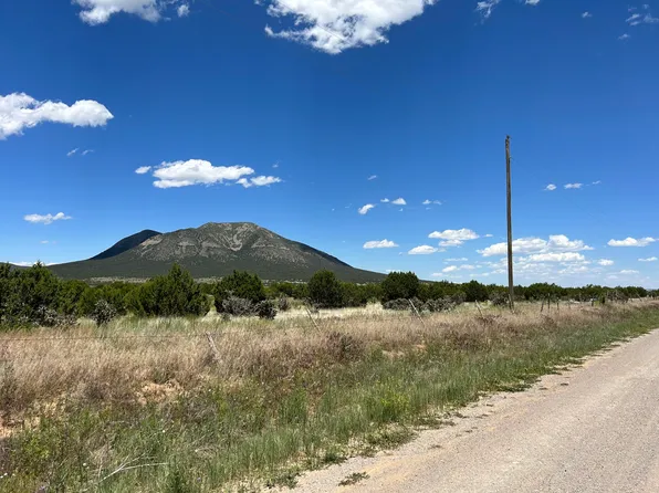 264 Entranosa Rd, Edgewood, NM 87015