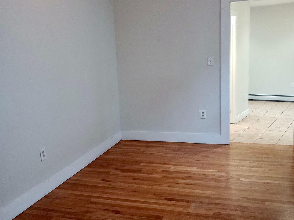 2nd image of 175 Boston St #1