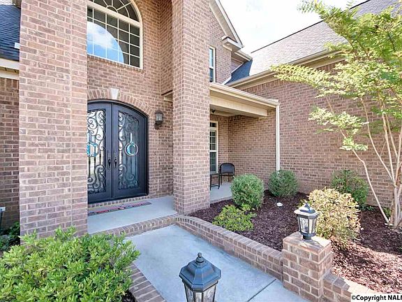 4th image of 201 Woodgrove Dr