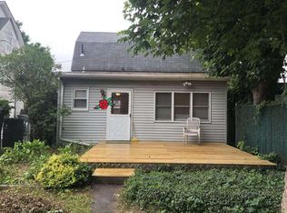 4730 208th St, Bayside, NY 11361