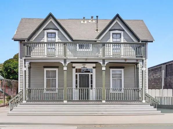114 2nd St, Watsonville, CA 95076