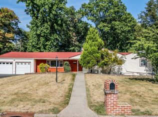 80 Calvert Ave, Edison, NJ 08820