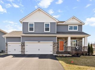 16094 Fairoaks Ave N, Hugo, MN 55038