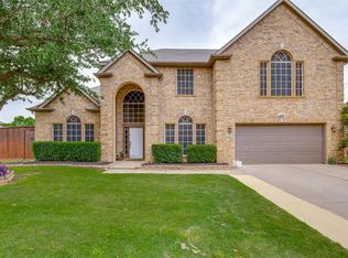 2456 Whispering Breeze Dr, Grand Prairie, TX 75050