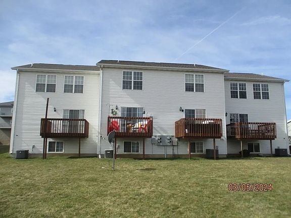 5th image of 421-453 Nygaard St #421