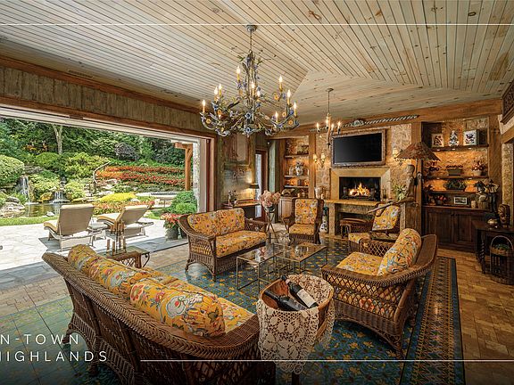 3rd image of 539 Foreman Road