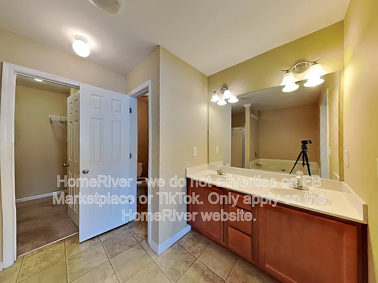 2823 Gower Way — Photo 11