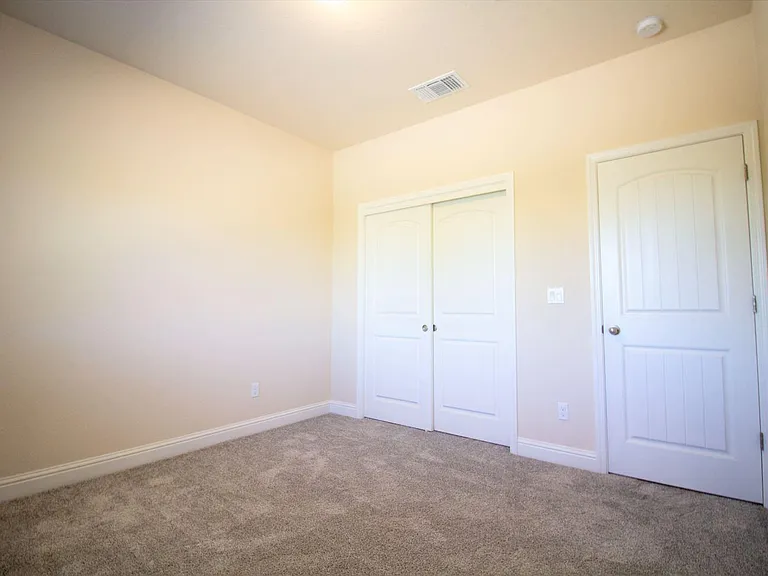 4419 Kerr Ct — Photo 12