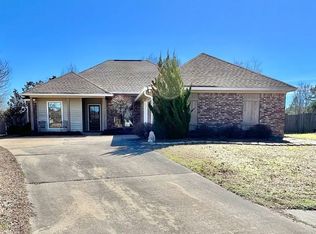 503 Springhill Xing, Brandon, MS 39047