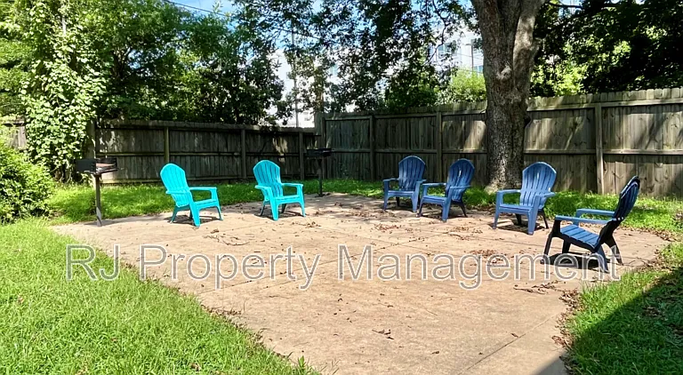 605 Patterson St #11 — Photo 12