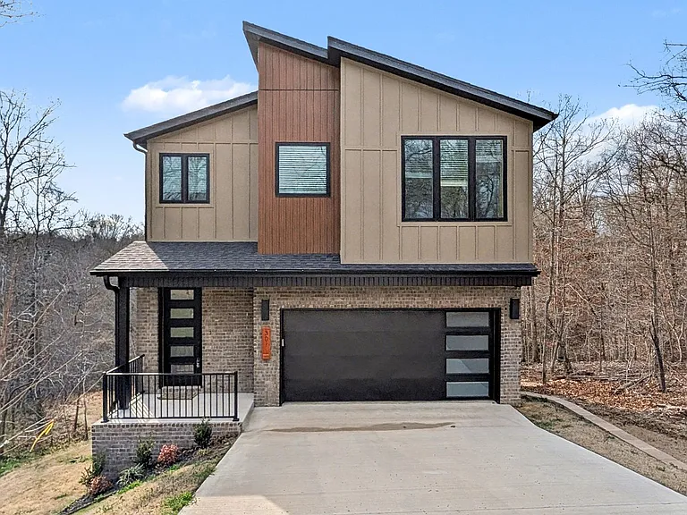 30 Cromer Dr — Photo 1