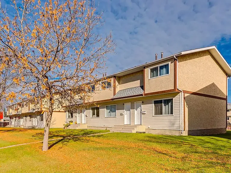 3901 54a St #3901C — Photo 12