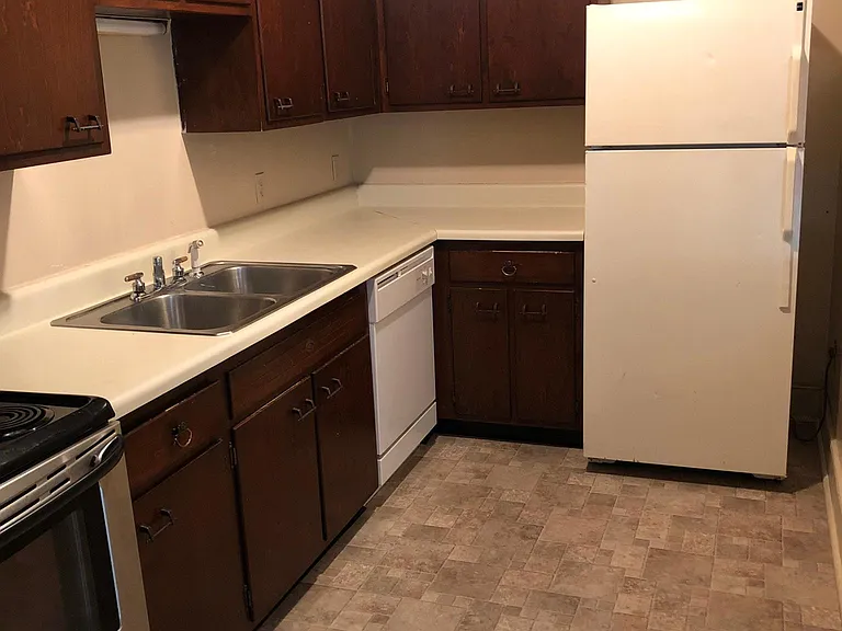 49 N East St #1 — Photo 2