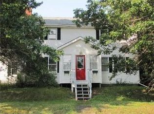 25 Middle St, Bucksport, ME 04416